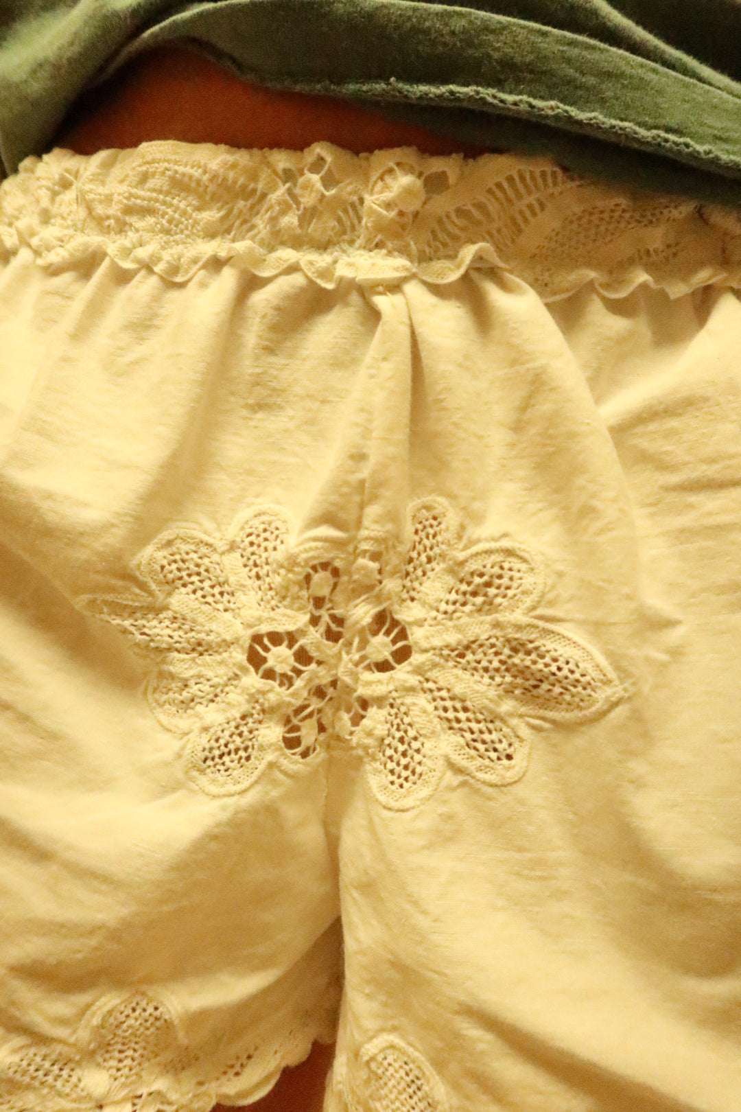 Spectacle Shorts