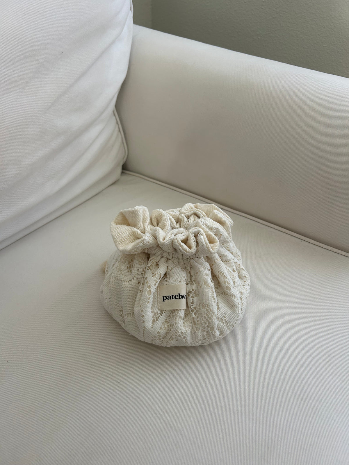 Jocelyn Pouch Lace