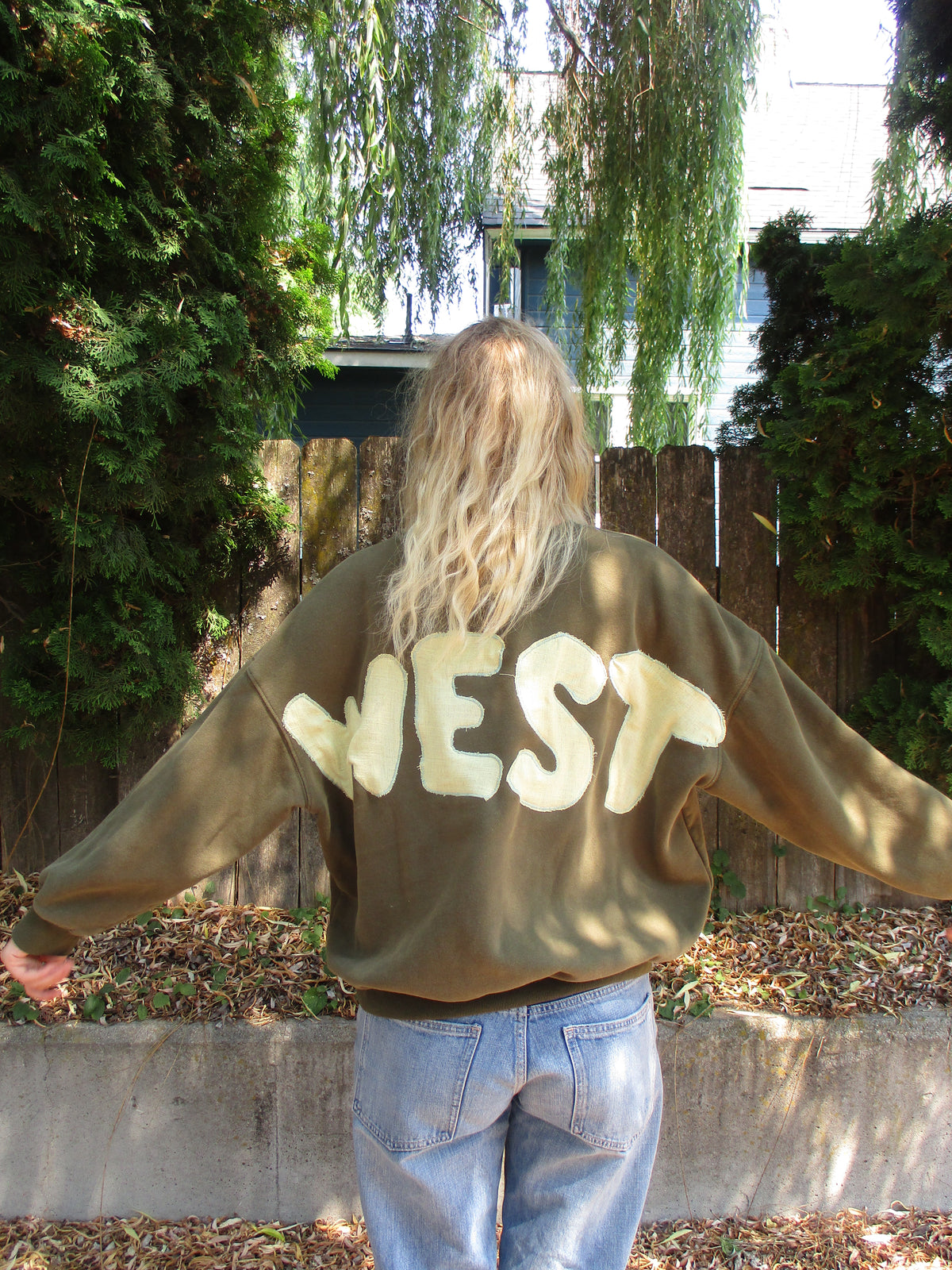 WEST Crewneck