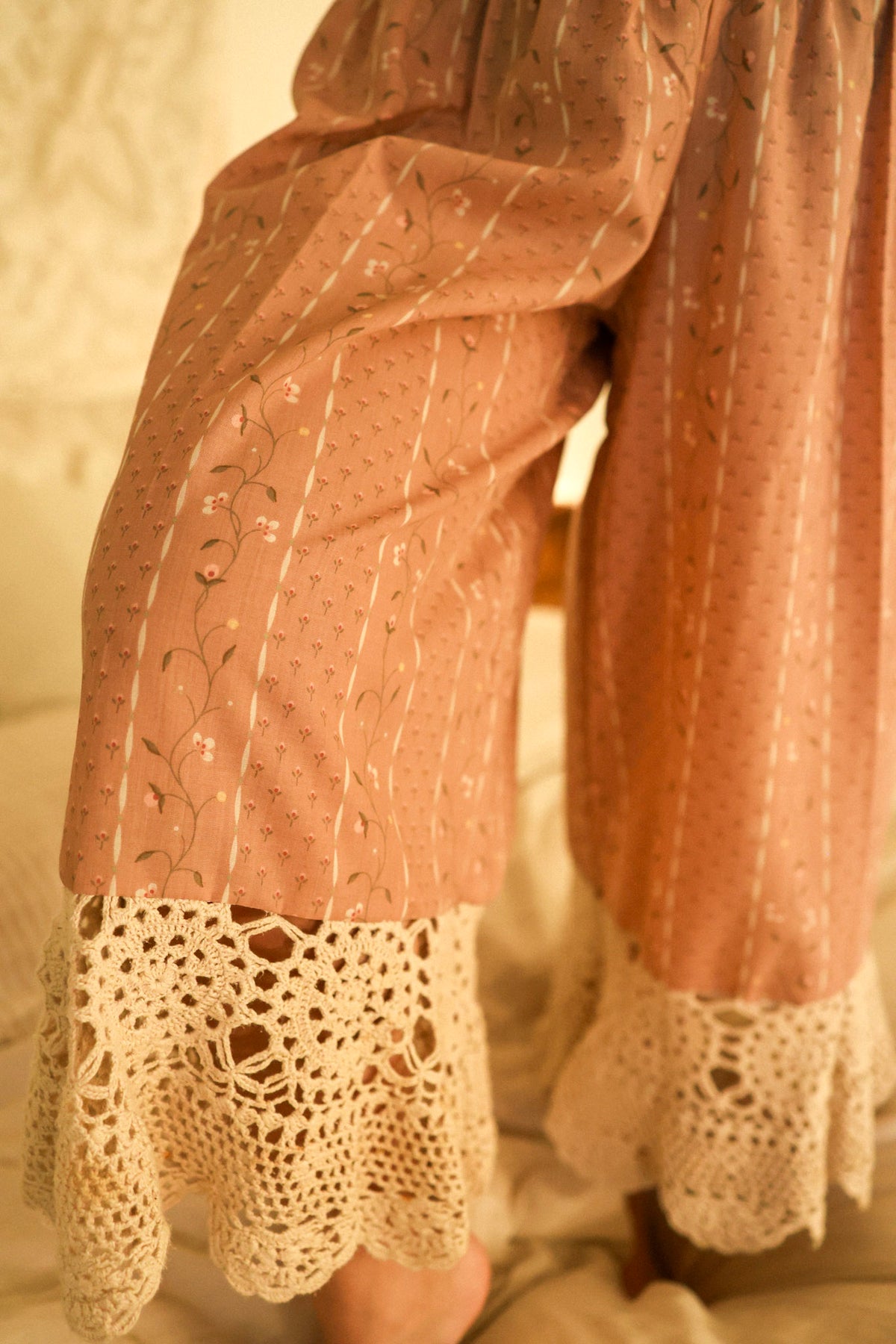 Rose Capris