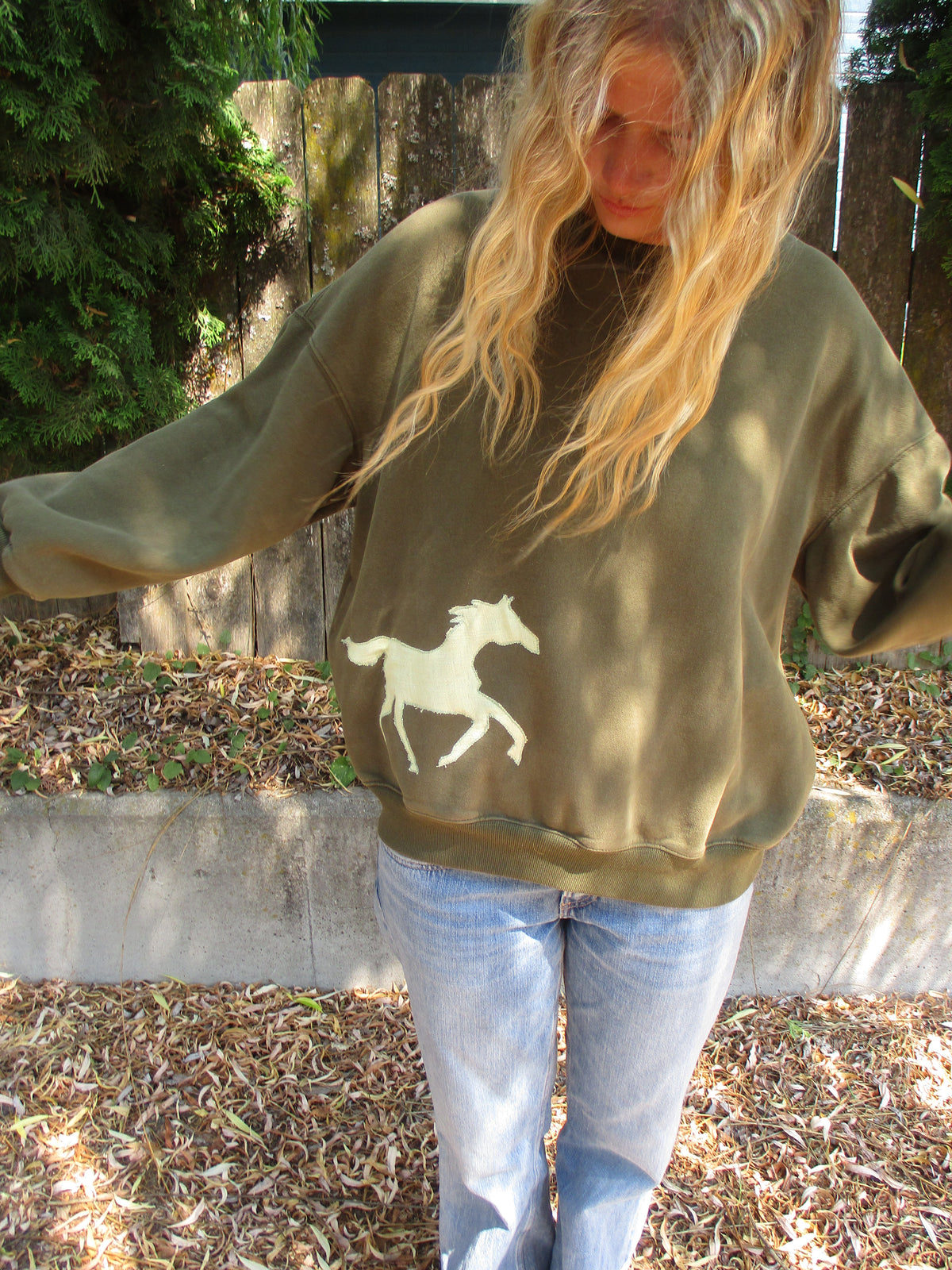 WEST Crewneck